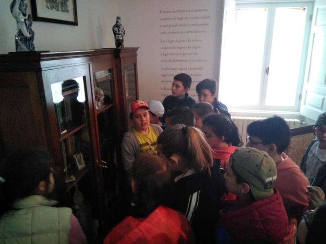 Alumnado de terceiro e cuarto de primaria do CEIP A Cristina de Carballo visitaron a Casa-Museo Manuel María