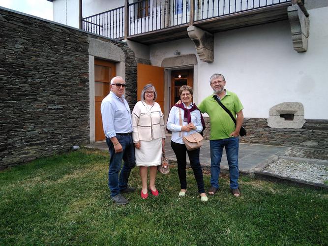 Desde o veciño concello de Friol viñeron visitar a Casa-Museo Manuel María