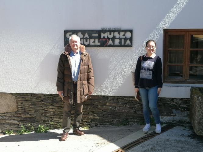 Pedro e Paula viñeron desde A Coruña para coñecer a Casa-Museo de Manuel María