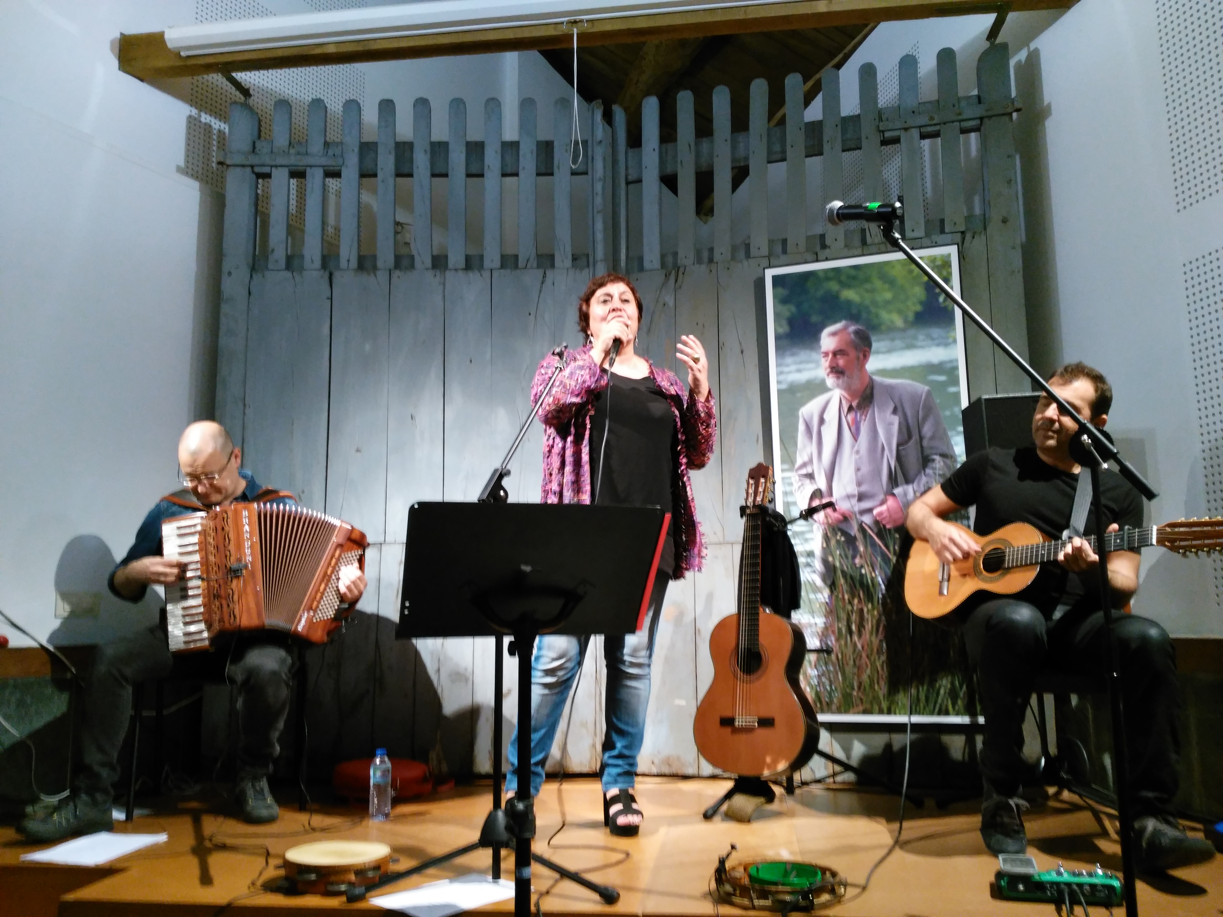 Os clubes de lectura das Bibliotecas Municipais da Coruña fecharon o curso cunha visita