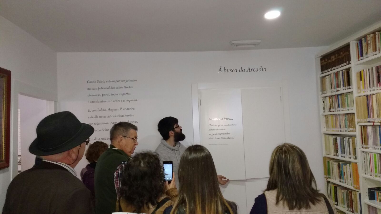 Veciñas e veciños de Cambre viñeron coñecer a Casa-Museo e outros espazos da tribo natal de Manuel María