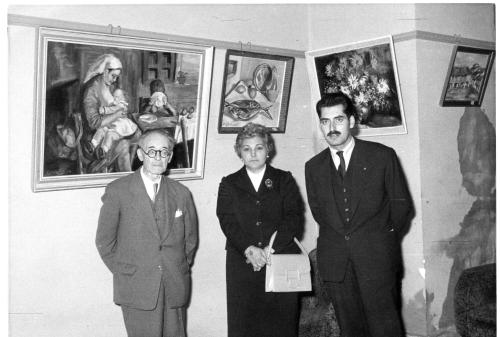 Manuel María e Vicente Risco na exposición de Celia Cortés.
